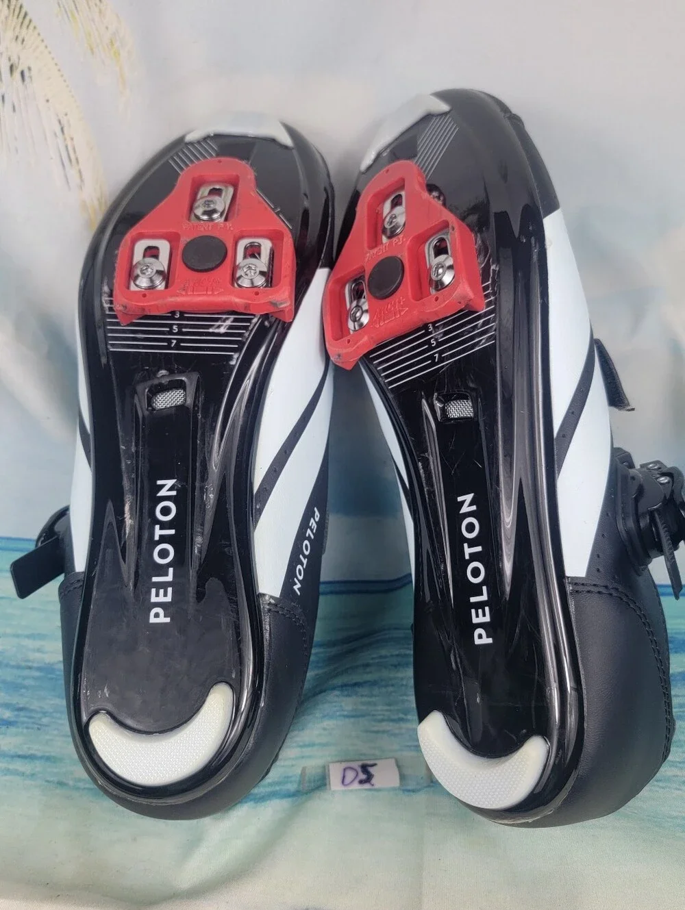 Peloton Men’s Black and Red Road Cycling Shoes with Triple Strap Size 43 9.5-10